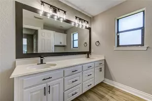 4114 Twin Dr E, Santa Fe, TX 77510 - Photo 11