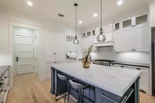 508 W 26th St, Houston, TX 77008 - Photo 7