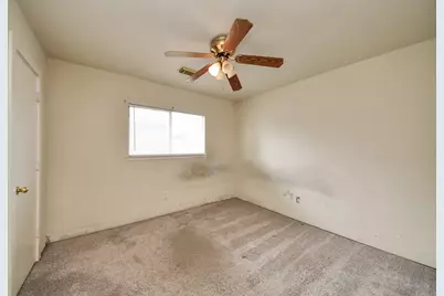 3831 E Traditions Court, Houston, TX 77082 - Photo 15