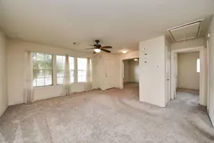 3831 E Traditions Ct, Houston, TX 77082 - Photo 27