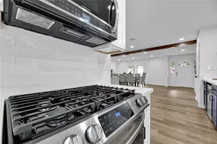 2726 Stetson Ln, Houston, TX 77043 - Photo 15