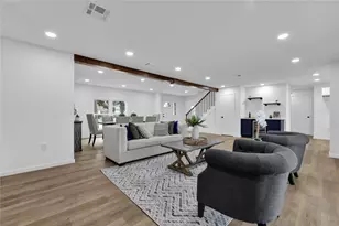 2726 Stetson Ln, Houston, TX 77043 - Photo 9