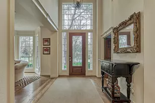 6 Meadow Cove Dr, The Woodlands, TX 77381 - Photo 5