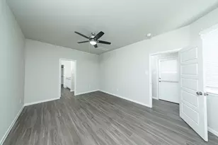 3066 Nickell Back Dr, Conroe, TX 77301 - Photo 9