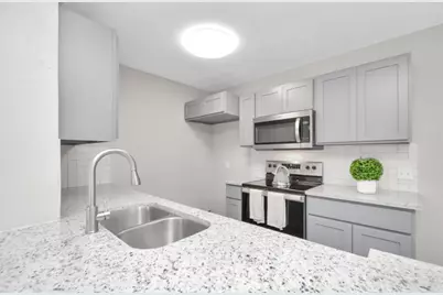 10101 S Gessner Road #811, Houston, TX 77071 - Photo 7