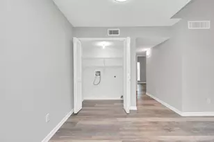 10101 S Gessner Rd, Houston, TX 77071 - Photo 19
