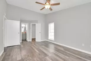 10101 S Gessner Rd, Houston, TX 77071 - Photo 27