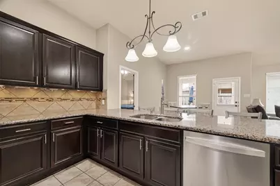 106 Bogey Circle, La Porte, TX 77571 - Photo 19