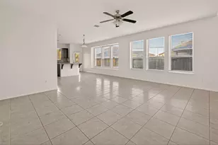 12102 City Trek Ln, Houston, TX 77047 - Photo 9