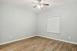 332 County Rd 3567, Cleveland, TX 77327 - Photo 13