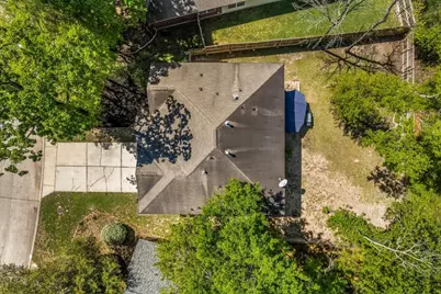 42 Bowie Bend Court, The Woodlands, TX 77385 - Photo 35