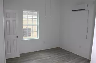 1015 30th St, Galveston, TX 77550 - Photo 21
