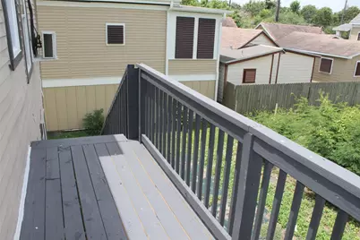 1015 30th Street #4, Galveston, TX 77550 - Photo 11