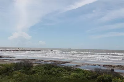 1015 30th Street #4, Galveston, TX 77550 - Photo 7
