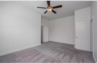 9414 Harvest Bay Court, Missouri City, TX 77459 - Photo 31