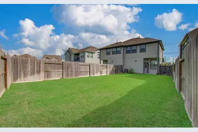 9414 Harvest Bay Court, Missouri City, TX 77459 - Photo 37