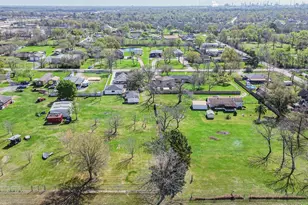 163 Oakland St, Baytown, TX 77520 - Photo 39