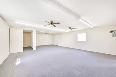 163 Oakland St, Baytown, TX 77520 - Photo 33