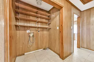 163 Oakland St, Baytown, TX 77520 - Photo 17