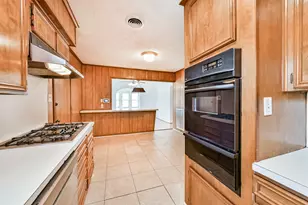 163 Oakland St, Baytown, TX 77520 - Photo 15