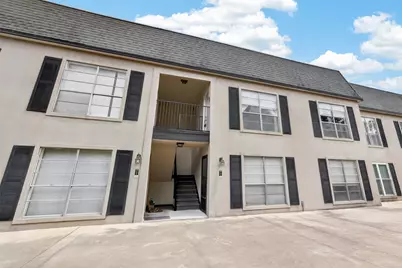 1800 Stoney Brook Drive #30, Houston, TX 77063 - Photo 1