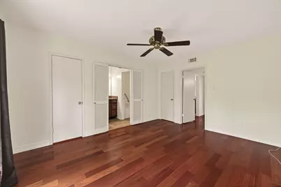 1800 Stoney Brook Drive #30, Houston, TX 77063 - Photo 21