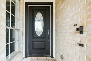 7822 Albin Ln, Houston, TX 77071 - Photo 3