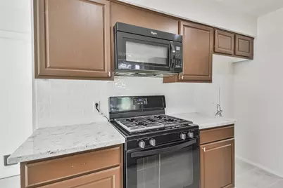 9719 Halkirk Street, Spring, TX 77379 - Photo 11
