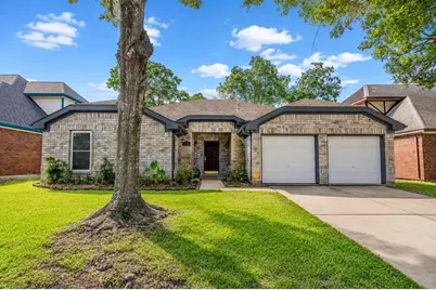4739 Backenberry Drive, Friendswood, TX 77546 - Photo 1