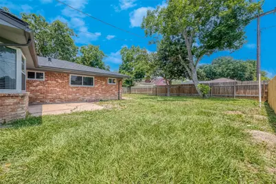 10935 Gulfdale Drive, Houston, TX 77075 - Photo 39