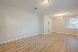 10935 Gulfdale Dr, Houston, TX 77075 - Photo 13