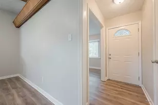 10935 Gulfdale Dr, Houston, TX 77075 - Photo 11