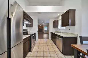 16802 Rippling Mill Dr, Sugar Land, TX 77498 - Photo 9