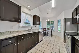 16802 Rippling Mill Dr, Sugar Land, TX 77498 - Photo 7