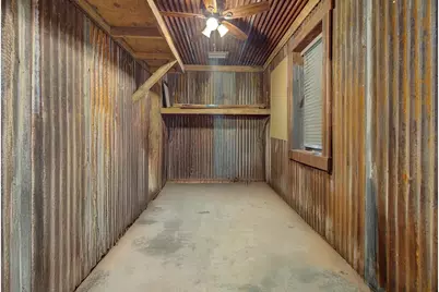 22546 Highway 321, Cleveland, TX 77327 - Photo 23