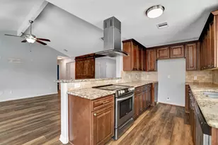 4809 Beechaven St, Houston, TX 77053 - Photo 9