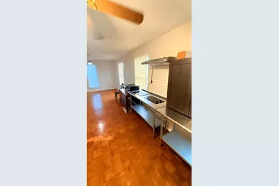 2107 Restridge Drive #B, Houston, TX 77055 - Photo 3