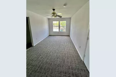 2107 Restridge Drive #B, Houston, TX 77055 - Photo 15