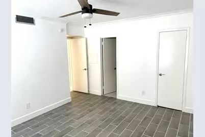 2824 Briarhurst Drive #7, Houston, TX 77057 - Photo 11