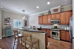 1222 W 17th St, Houston, TX 77008 - Photo 11