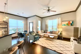 1010 Rosine St, Houston, TX 77019 - Photo 1