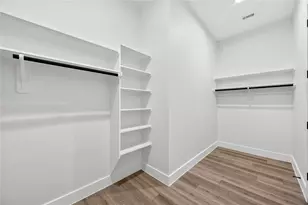 7926 Jester St, Houston, TX 77051 - Photo 37