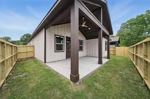 3500 McBride St, Dayton, TX 77535 - Photo 19