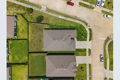 1702 Plantation Place, Baytown, TX 77523 - Photo 9