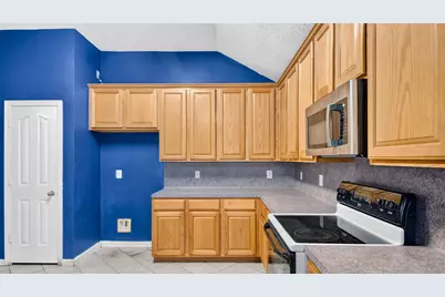 24019 Surreygate Drive, Spring, TX 77373 - Photo 9
