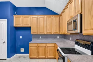 24019 Surreygate Dr, Spring, TX 77373 - Photo 9