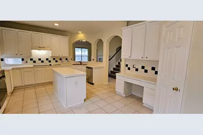 23719 Hawkins Creek Court, Katy, TX 77494 - Photo 17