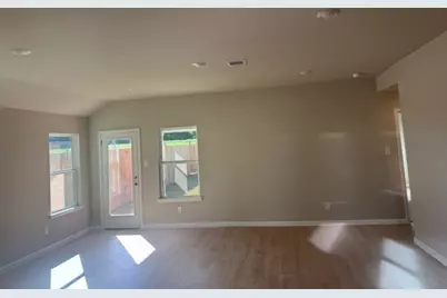 5546 Harriet Street, Bryan, TX 77807 - Photo 3