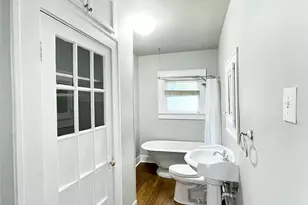 4009 Oakridge St, Houston, TX 77009 - Photo 11