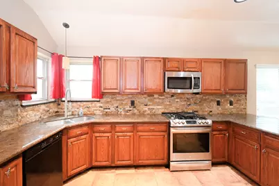 16302 Ash Point Lane, Sugar Land, TX 77498 - Photo 11